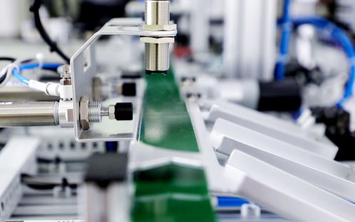 高質量嚴選 倍思科技攜手億緯鋰能打造卓越產品